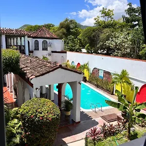  Hostal The Chill In Mansion Colombia